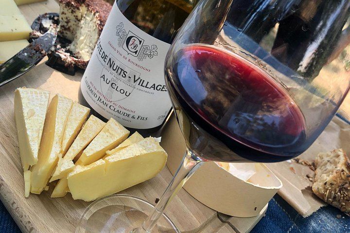 Cheese and Wine Pairing Session in a Dijon Vaulted Cellar: One Hour, Groups Under Six (2/7)