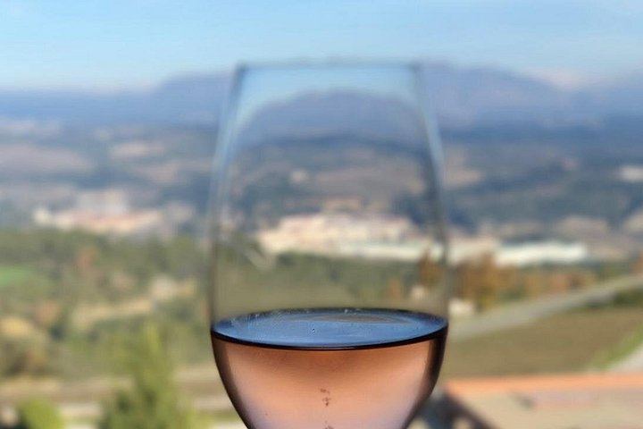 Private 8:30 Montserrat Tour with Three-Course Lunch and Biodynamic Winery Tasting (10/12)