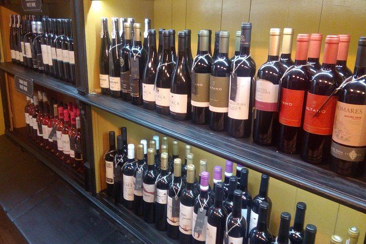 Private Douro Valley Port Wine Tour with Pinhao Tasting, Viewpoints and Tavern Lunch (5/12)