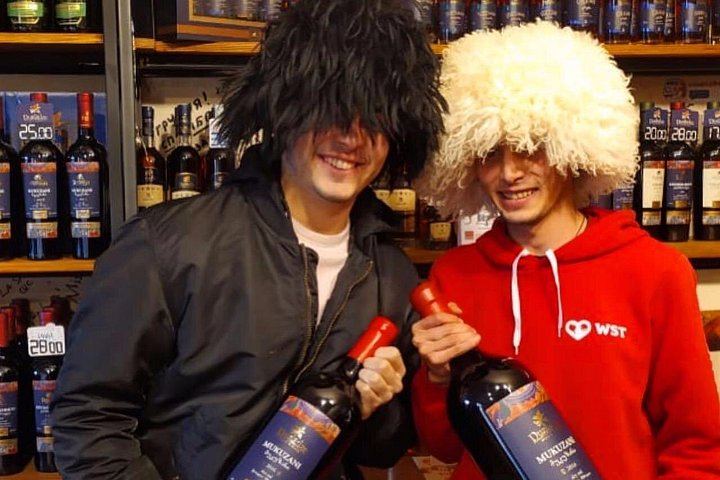 Kakheti Day Tour from Tbilisi: Family Wine Cellar, Bodbe, Sighnaghi and Shoti Bread (12/12)