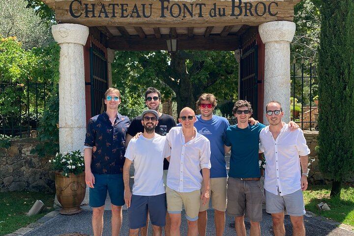 Côtes de Provence Minivan Day Trip from Nice: Three Wineries, Cru Classé and Lunch Break (2/6)