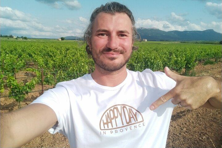 One Day in Provence: Vineyard Tasting, Puyloubier Pétanque Aperitif and Time in Aix (1/12)