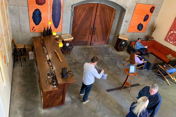 Wine Tour Pros Private Napa Valley Wine Tour with Welcome Bubbles or Rosé (6/12)