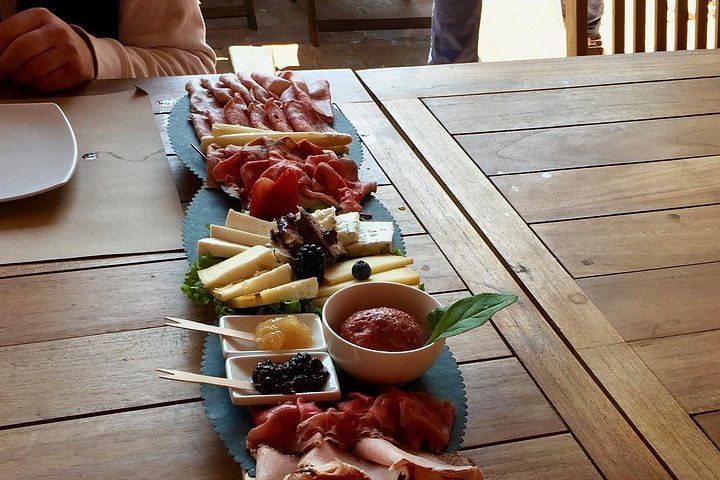 Prosecco Road Wine and Food Day from Spresiano Station: Small Producers and Soppressa (7/12)