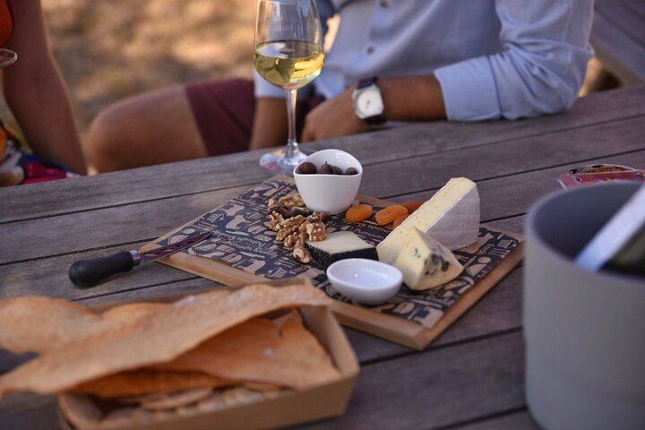 Luxury Private Yarra Valley Day Trip from Melbourne with Champagne Brunch (6/9)