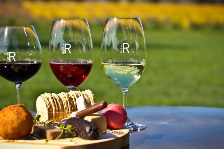Yarra Valley Wine Tour from Melbourne Hotels: Rochford, Coldstream Dairy and Stag Lane Gin (1/7)