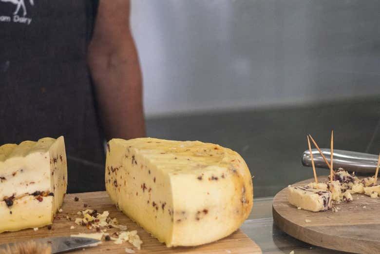 Yarra Valley Wine Tour from Melbourne Hotels: Rochford, Coldstream Dairy and Stag Lane Gin (4/7)