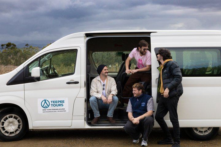Yarra Valley Day Tour from Melbourne: Wineries, Four Pillars Gin and Chocolate Tasting (10/12)