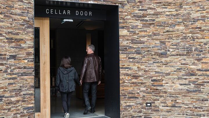 Private Yarra Valley Day Tour: Healesville Sanctuary, Cellar Doors and a Gin Distillery (4/5)