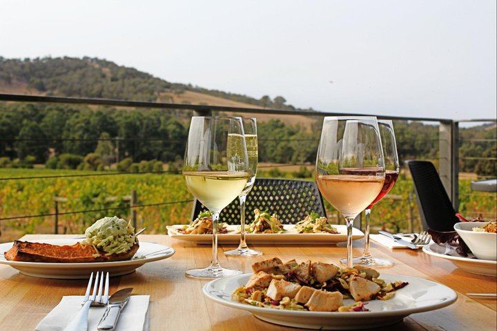 Yarra Valley Tour from Melbourne: Greenstone, Balgownie, Yering Farm, Soumah and Lunch (1/11)